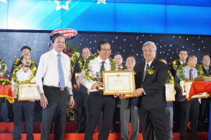 MES - VINH DỰ NHẬN GIẢI DOANH NHÂN XUẤT SẮC 2018