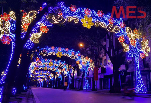 99+ mẫu đèn LED trang trí đường phố đẹp nhất năm 2018